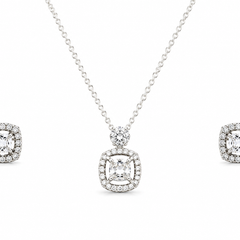 Lunéa Halo Pendant Set