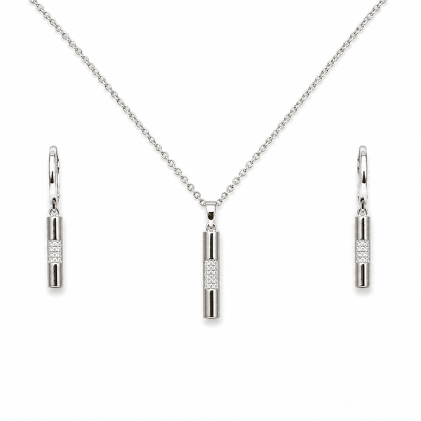 The "Minimal Effort" Bar Set — Gold Plated Bar Pendant Set by House of Zena, styled on model — Anti-Tarnish Waterproof Jewellery | House of Zena