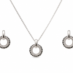 Noir Halo Pendant Set