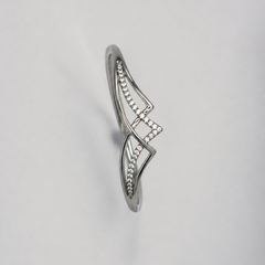 Astra Curve Bangle