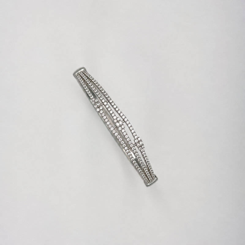 Astra Parallel Pavé Bangle