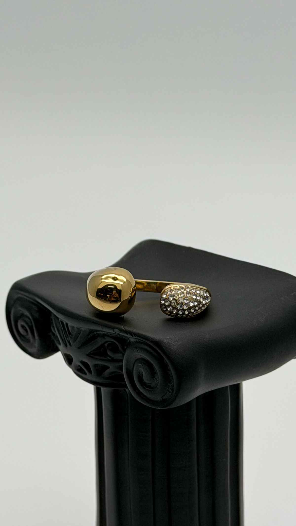 The "Instant Stack" Crossover Cage Ring — Studio Packshot (Angle 1)