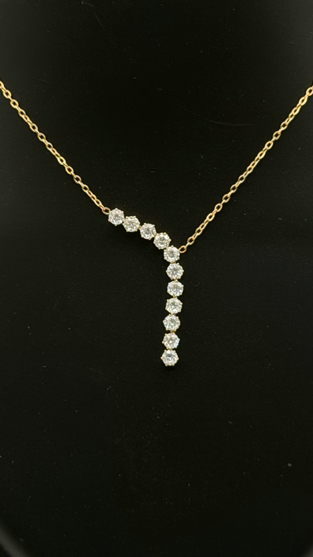 The "Inseparable" Interlocking Halo Pendant Necklace — Studio Packshot (Angle 2)