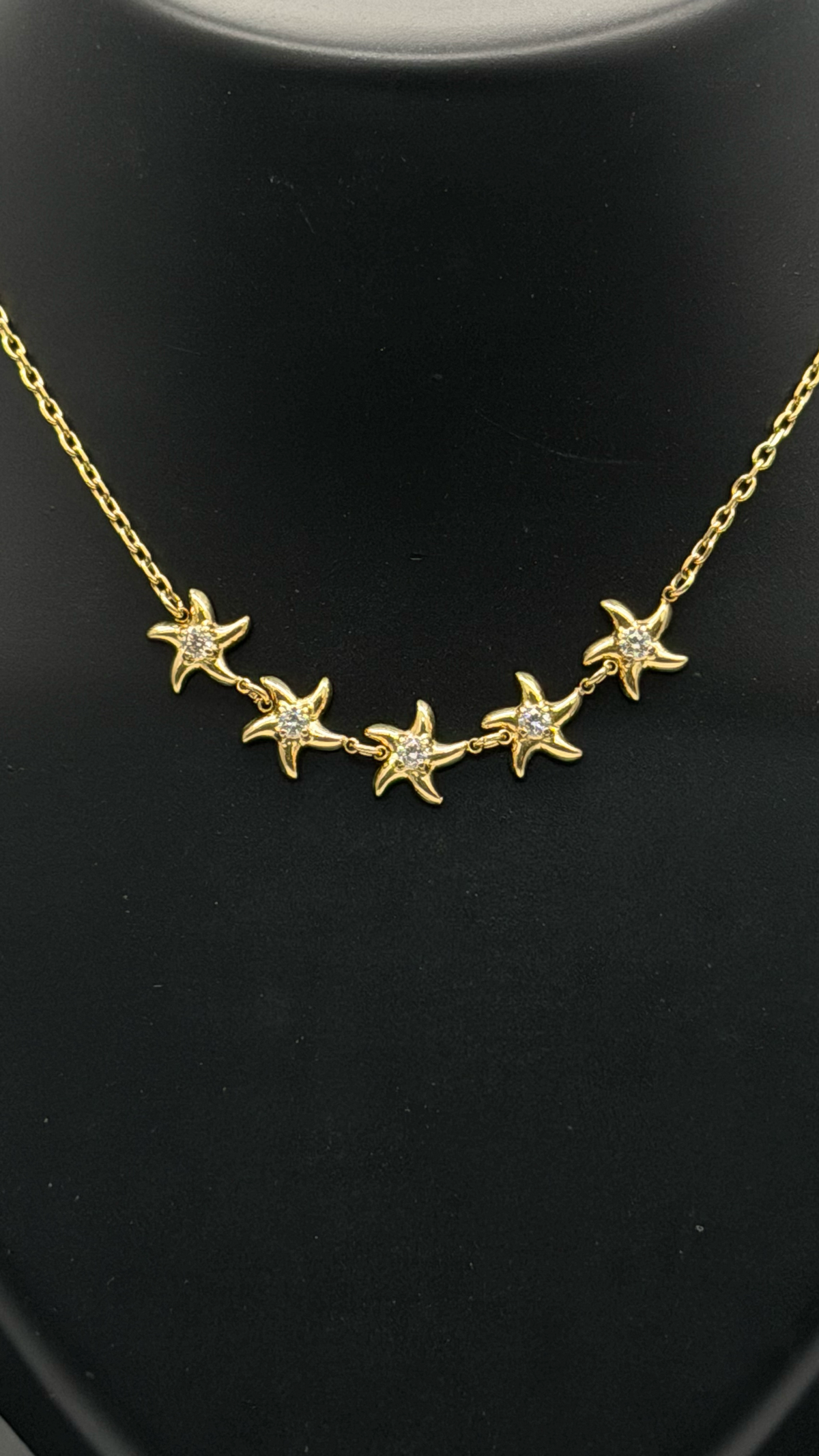 The "Heart on My Sleeve" Sculpted Pendant Necklace — Studio Packshot (Angle 2)